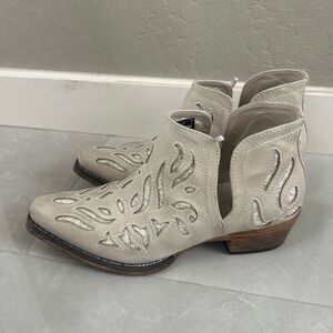 Roper Cream Ankle Boots with Silver Accents